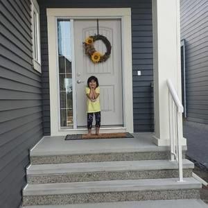 Meet your Posher, Sidra